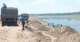 Neemuch; illegal Mining; Mininig Department;