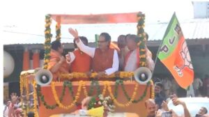 Grand welcome to Union Minister Shivraj Singh Chauhan in Bhopal