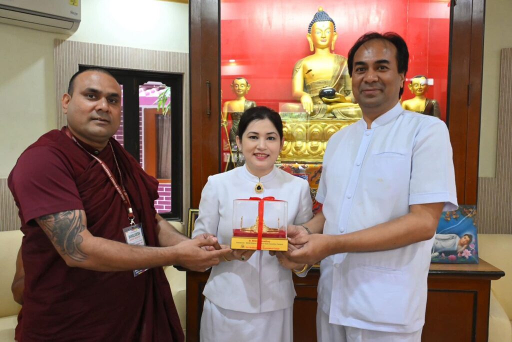 Dhammakaya Foundation of Thailand donated Sangha