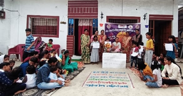 A program was organized in Anganwadi under 'We will be successful' campaign.