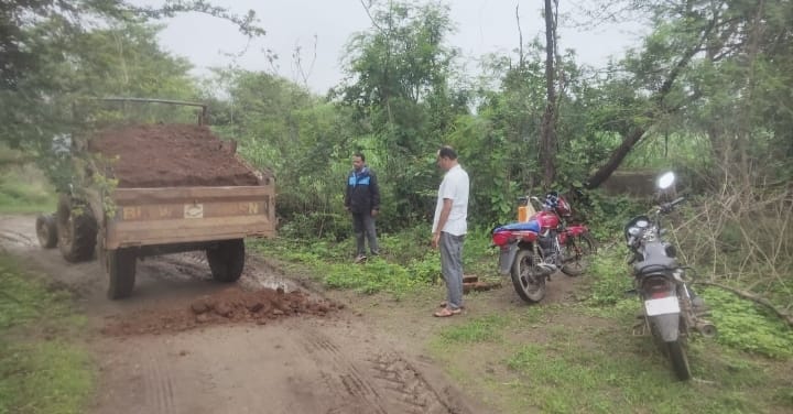 The municipal administration woke up