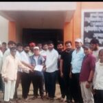 साप्ताहिक बाजार में की जा रही अवैध दलाली, नीलामी पर रोक लगाने भारतीय युवा कांग्रेस ने की मांग ।