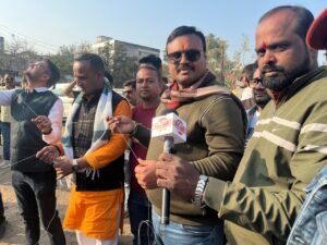 मकर संक्रांति पर सहारा समाचार टीम संग विधायक अभिलाष पांडे ने मनाया उत्सव, पतंगों से सजा आसमान